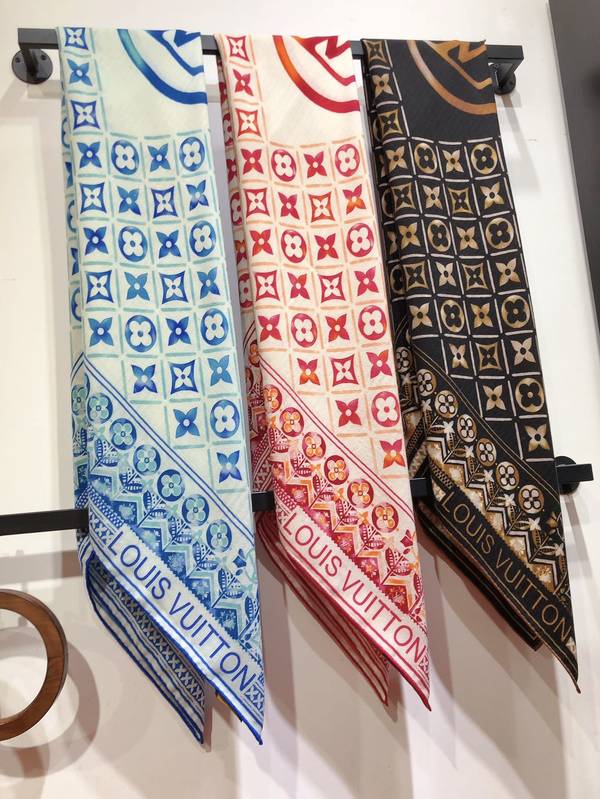 Louis Vuitton Scarf LVC00556 Louis Vuitton Scarf LVC00556